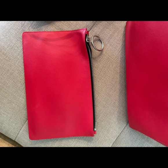 Red crosshatch leather Off-White tote with pouch - Picture 16 of 16